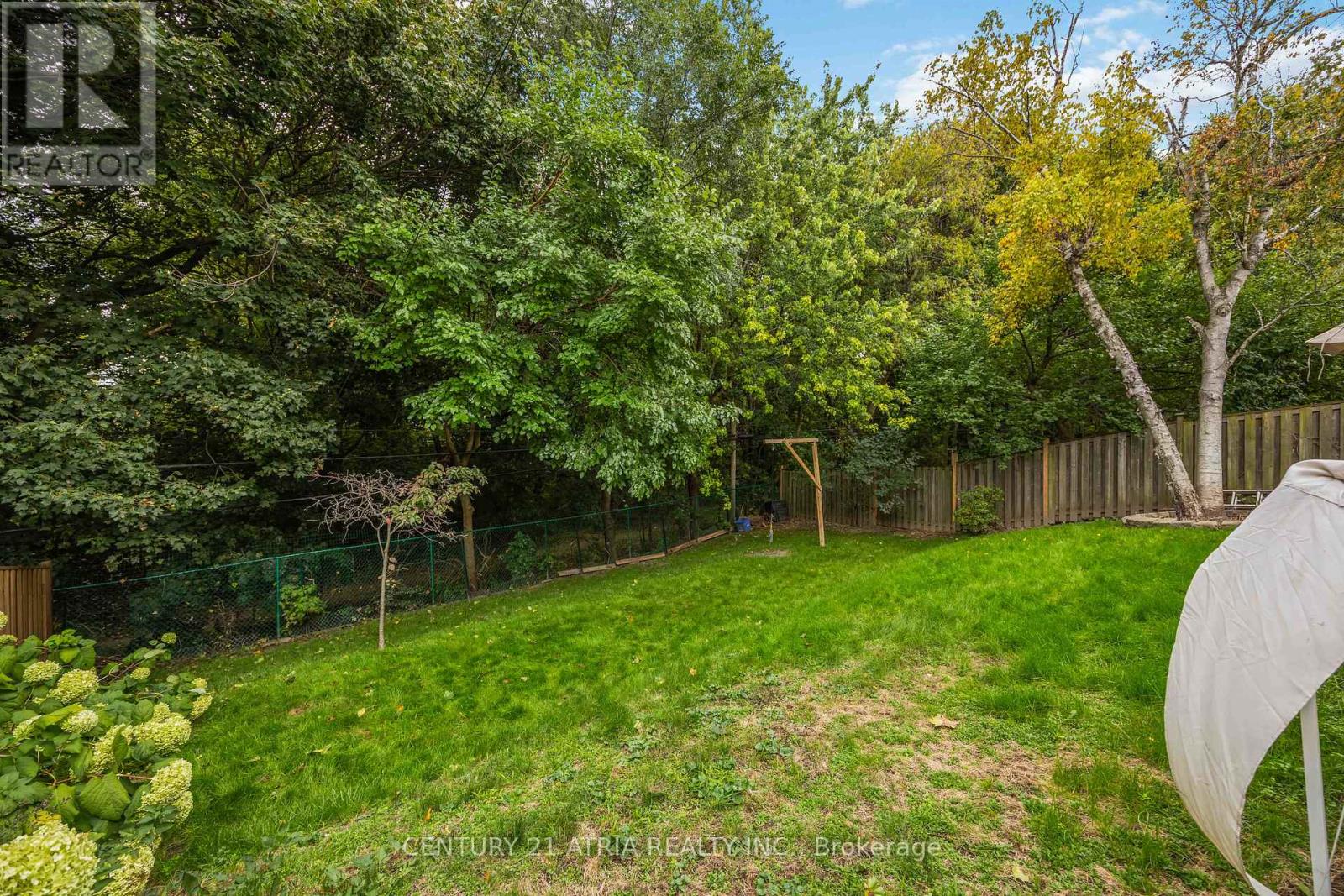 39 Amberdale Drive, Toronto, Ontario  M1P 4B9 - Photo 20 - E12481533