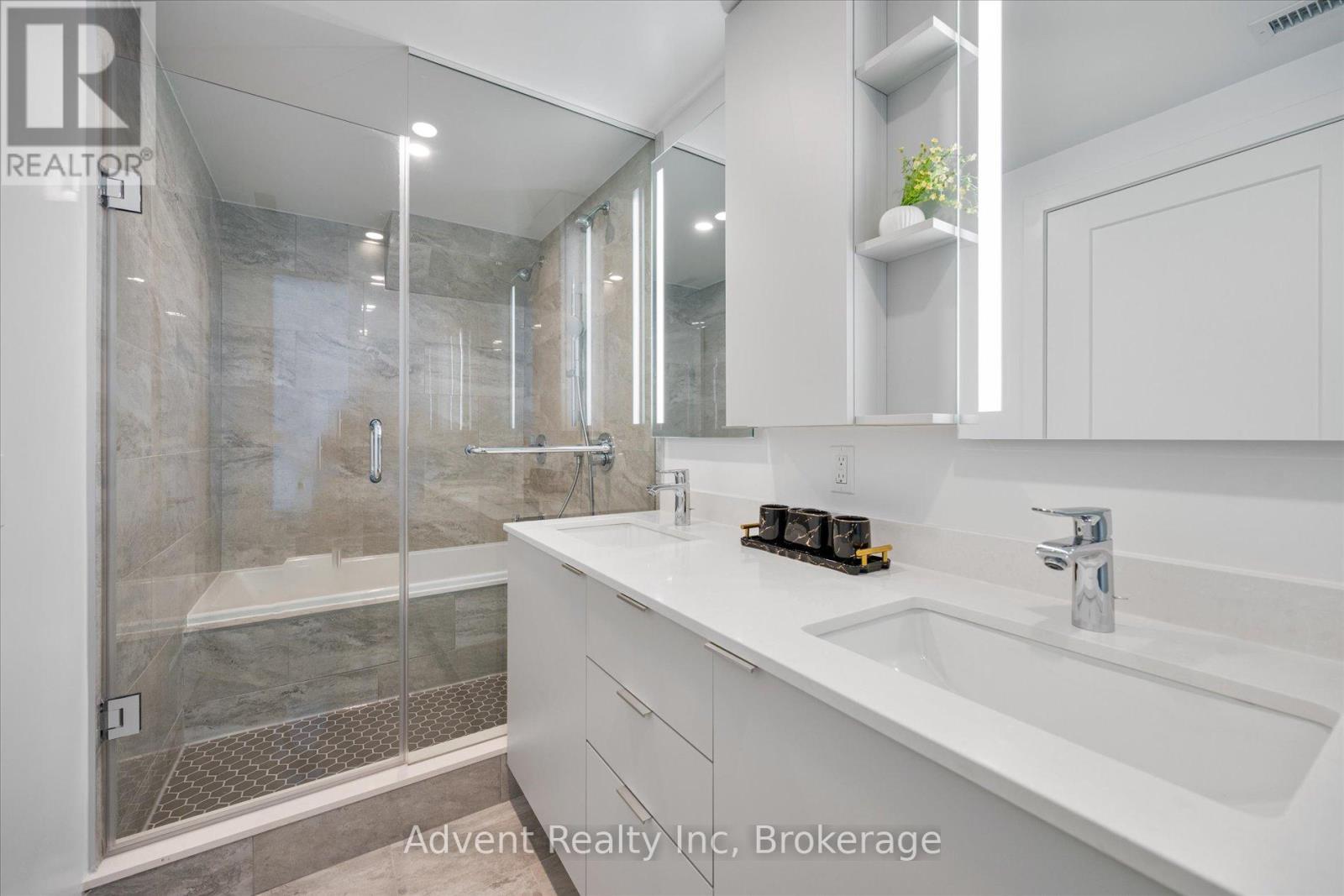 115w - 9 Clegg Road, Markham, Ontario  L6G 0H3 - Photo 38 - N12479793