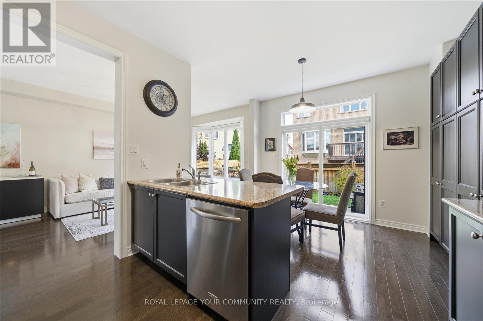 76 Mary Ellen Baker Crescent, Vaughan, Ontario  L4J 0G4 - Photo 8 - N12480772