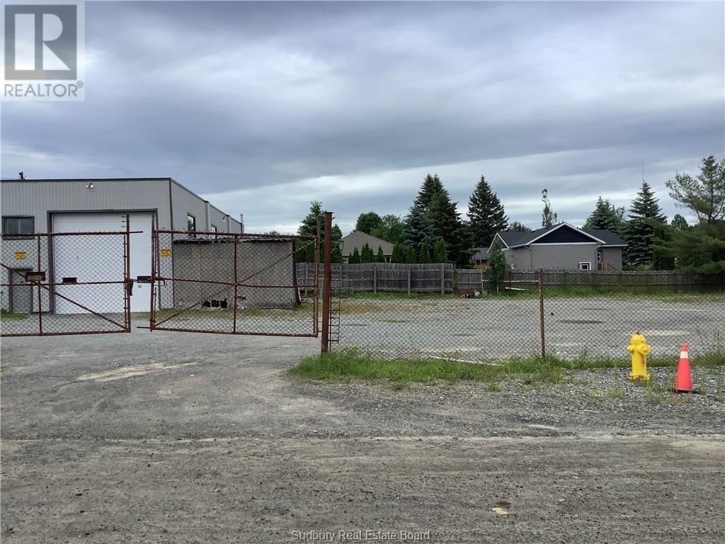 2280 Celine Street, Sudbury, Ontario P3E 0C9 - Photo 6 - 2125377