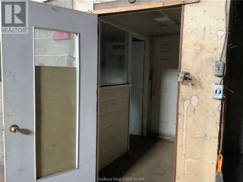 2280 Celine Street, Sudbury, Ontario P3E 0C9 - Photo 9 - 2125377