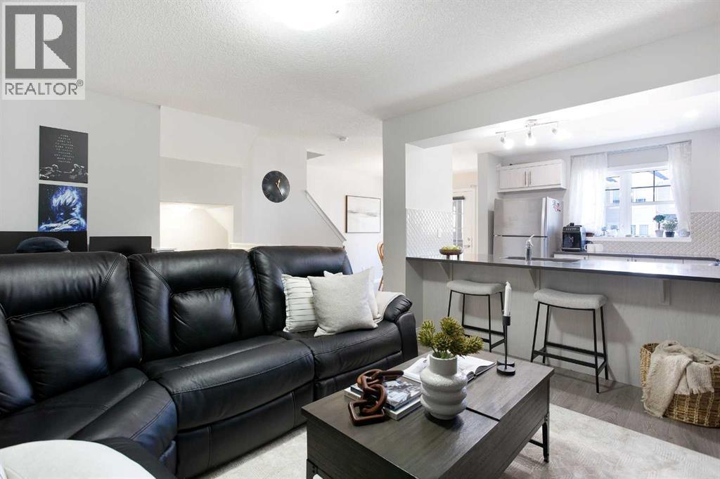 214 Hillcrest Gardens Sw, Airdrie, Alberta  T4B 4H8 - Photo 7 - A2265844