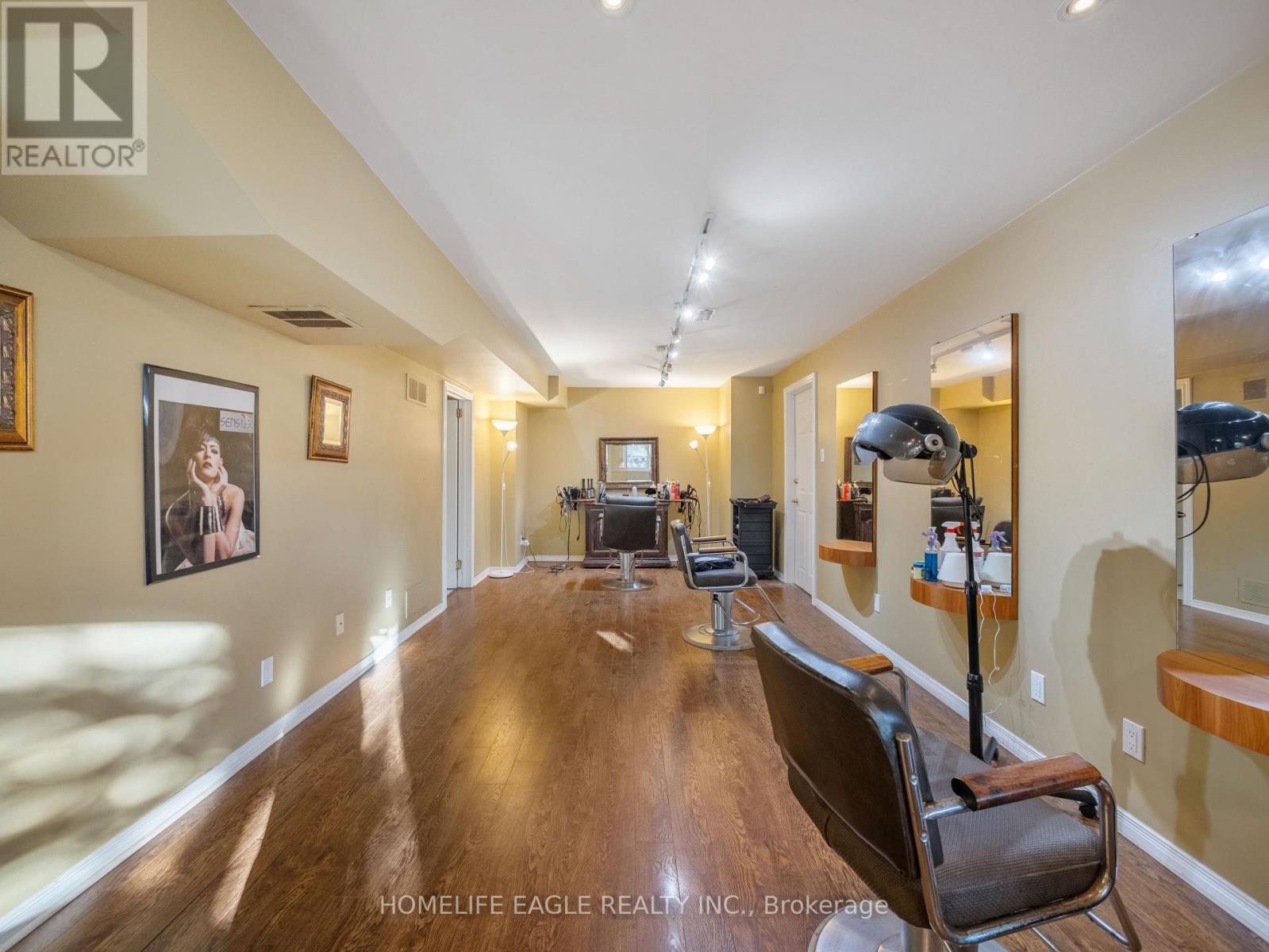 55 Attridge Drive, Aurora, Ontario  L4G 6J4 - Photo 15 - N12481419