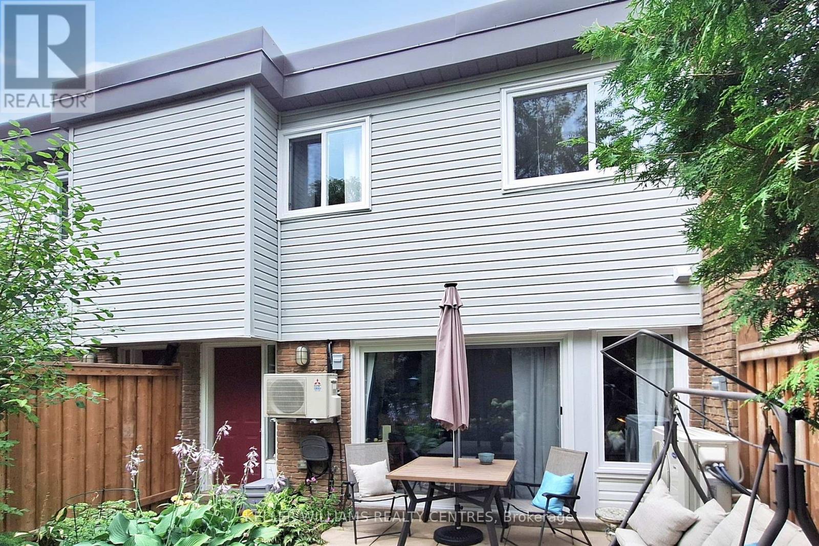 85 - 237 Milestone Crescent, Aurora, Ontario  L4G 3M2 - Photo 2 - N12481457