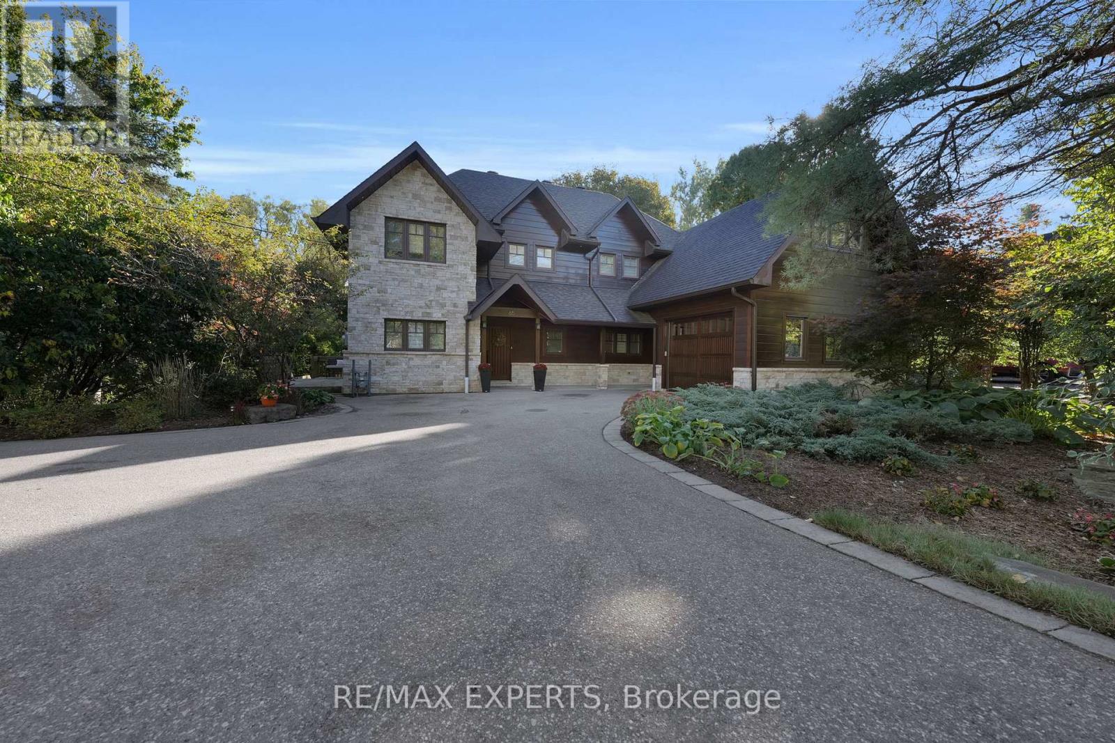 65 John Street, King, Ontario  L7B 1J6 - Photo 3 - N12481460