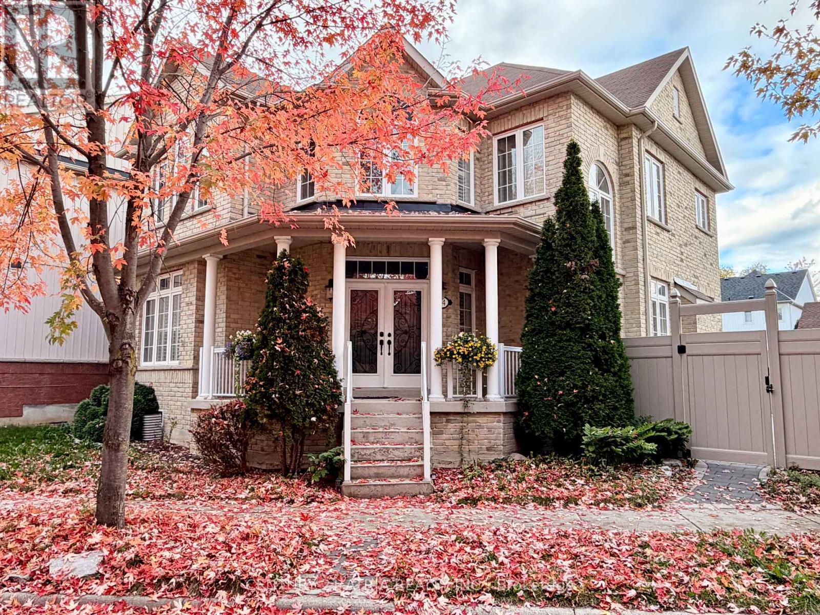 14 WEST NORMANDY DRIVE, Markham, Ontario