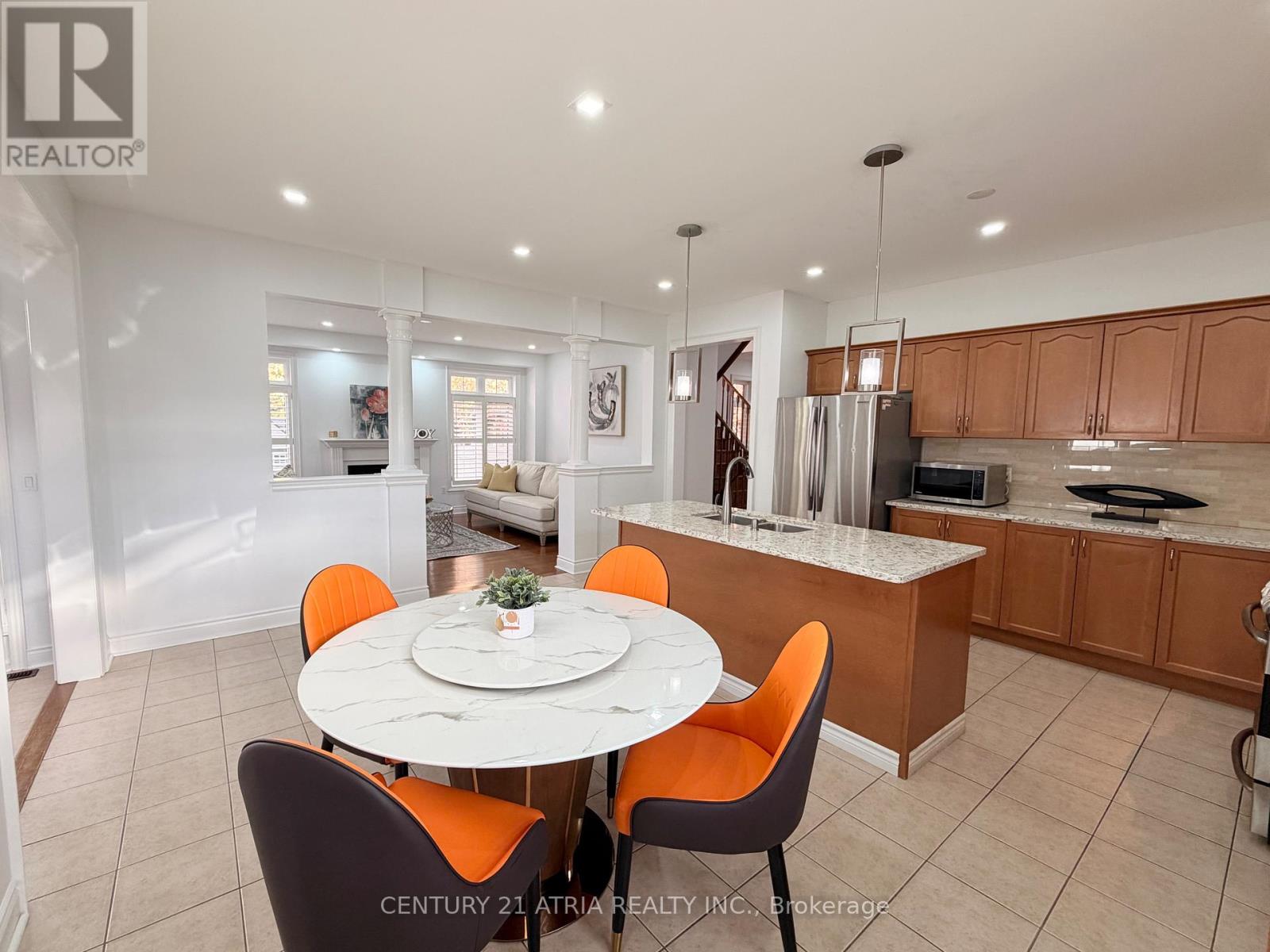 14 West Normandy Drive, Markham, Ontario  L6B 0A8 - Photo 12 - N12481475