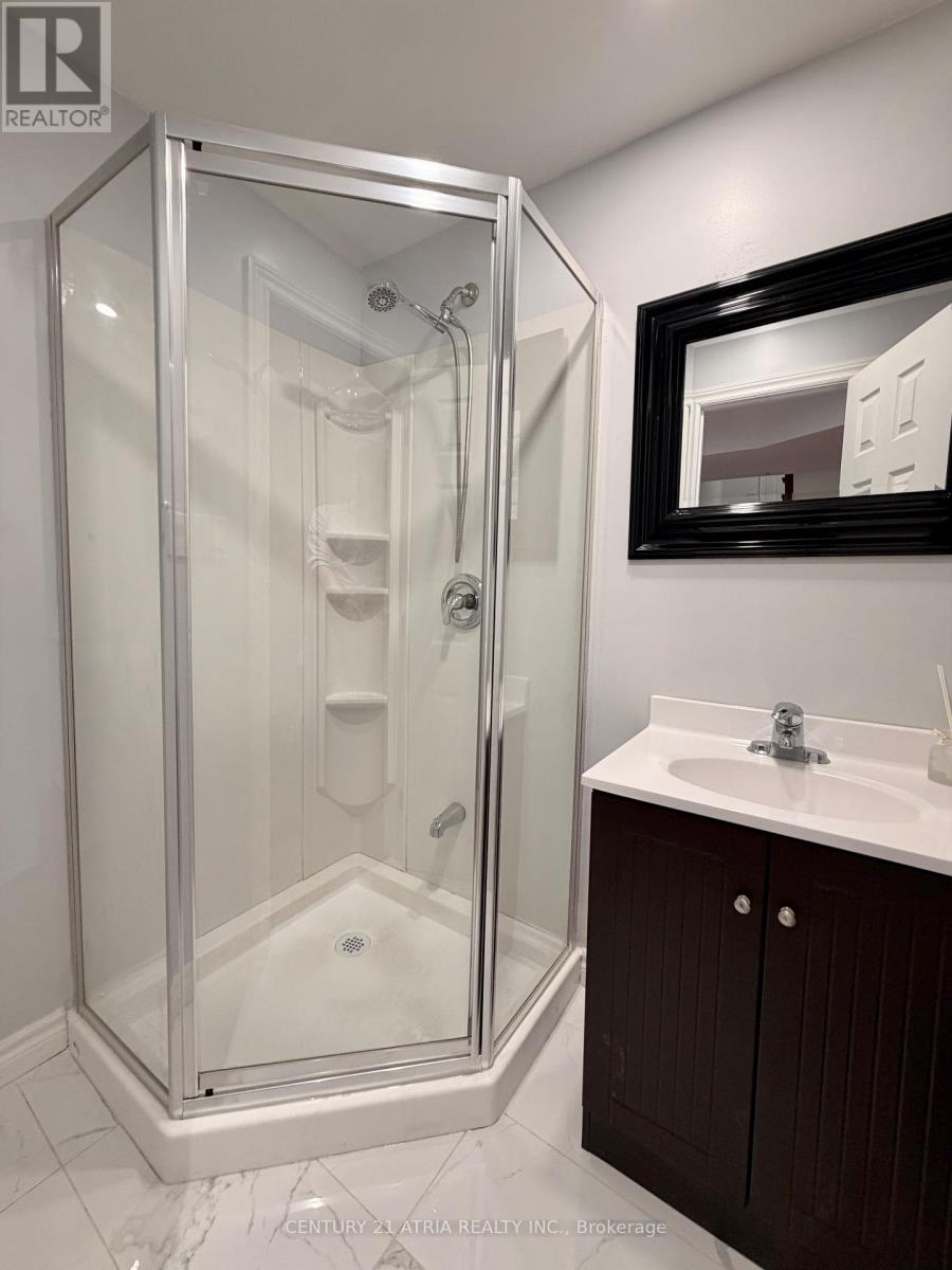 14 West Normandy Drive, Markham, Ontario  L6B 0A8 - Photo 34 - N12481475