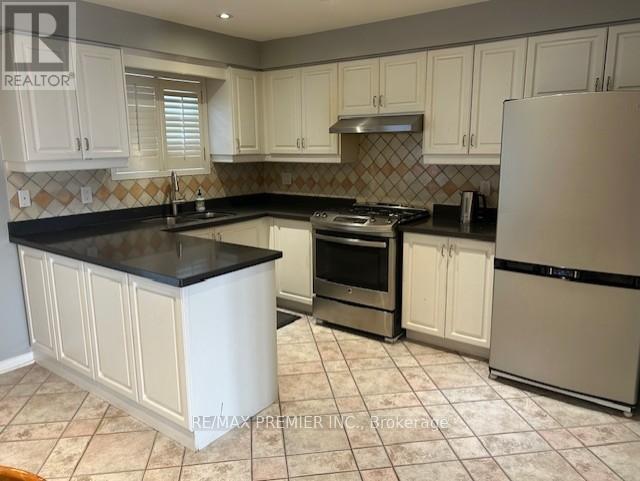 56 Isa Court, Vaughan, Ontario  L4H 1J4 - Photo 7 - N12481484