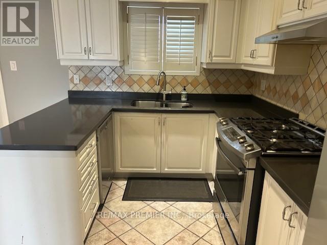 56 Isa Court, Vaughan, Ontario  L4H 1J4 - Photo 8 - N12481484