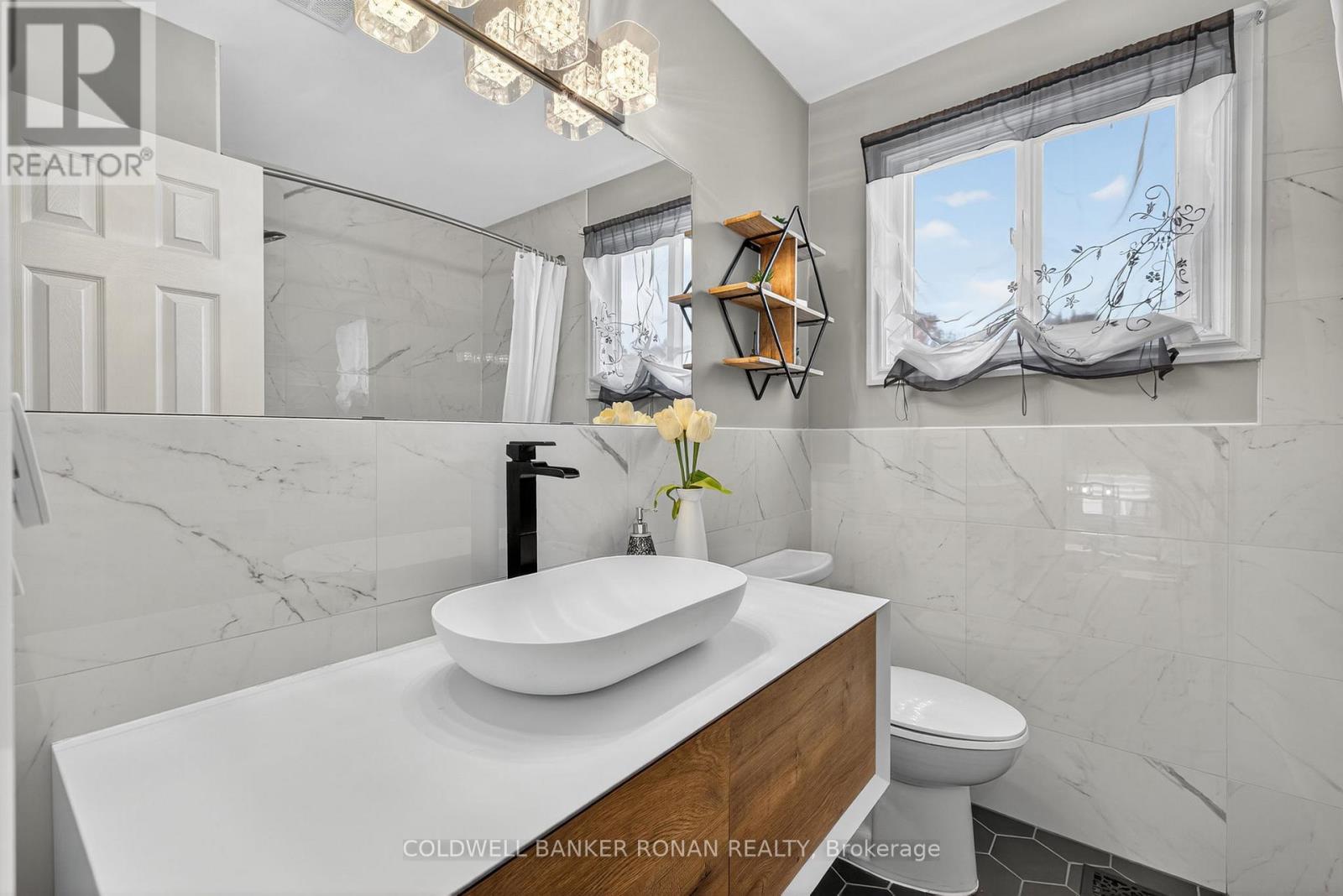 4 Thomas Street, New Tecumseth (Beeton), Ontario  L0G 1A0 - Photo 25 - N12481501