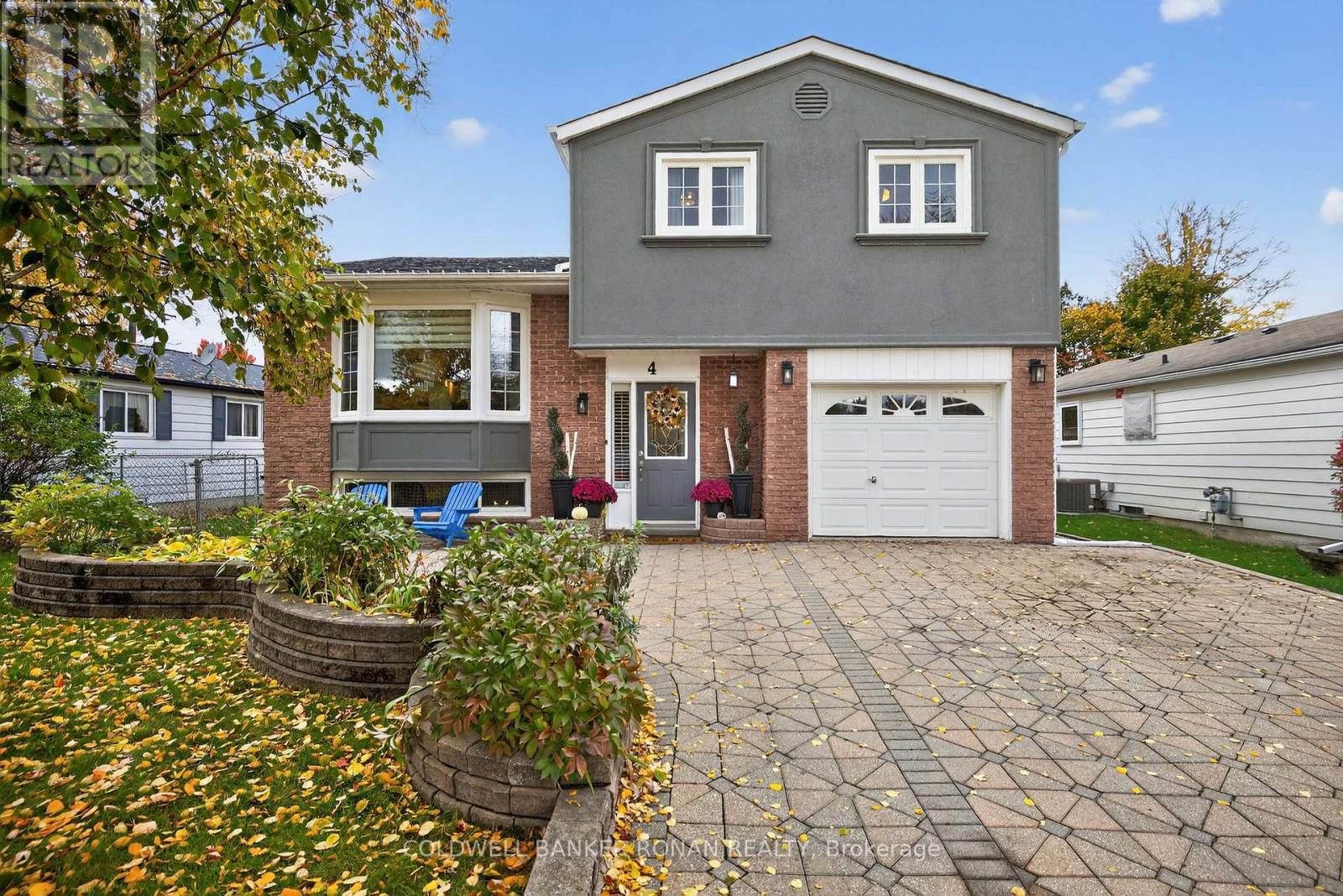 4 Thomas Street, New Tecumseth (Beeton), Ontario  L0G 1A0 - Photo 3 - N12481501