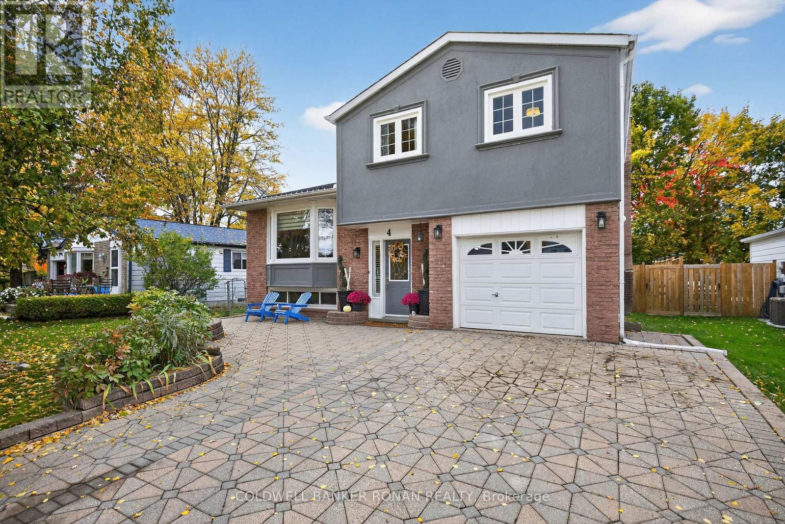 4 Thomas Street, New Tecumseth (Beeton), Ontario  L0G 1A0 - Photo 4 - N12481501