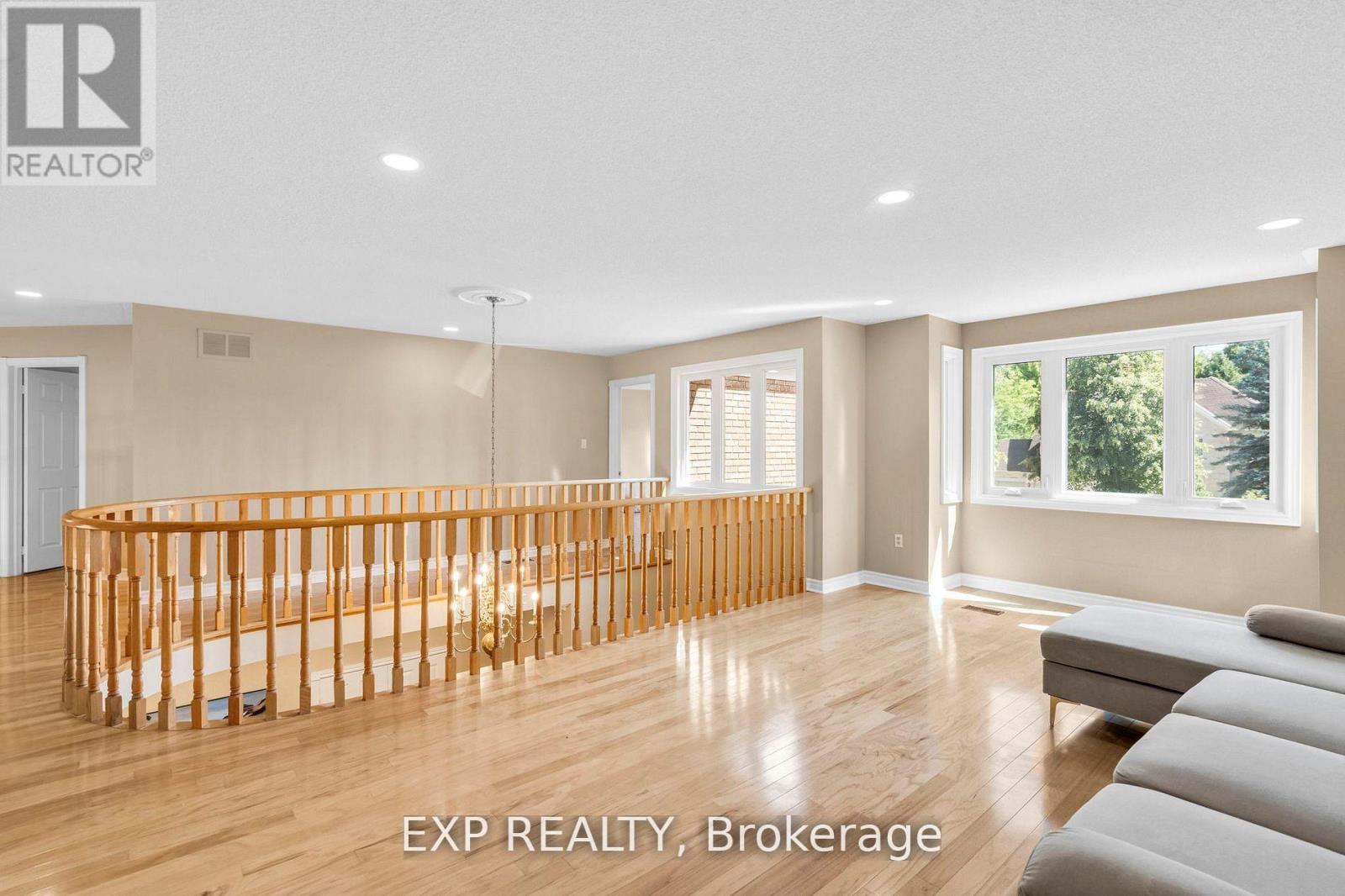 959 Lockwood Circle, Newmarket, Ontario  L3X 1M1 - Photo 18 - N12481531