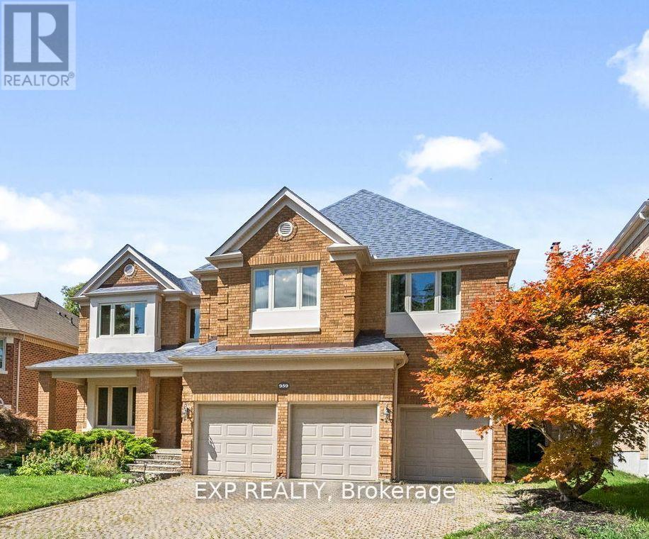 959 Lockwood Circle, Newmarket, Ontario  L3X 1M1 - Photo 2 - N12481531