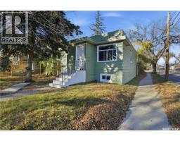 100 32nd STREET W Caswell Hill