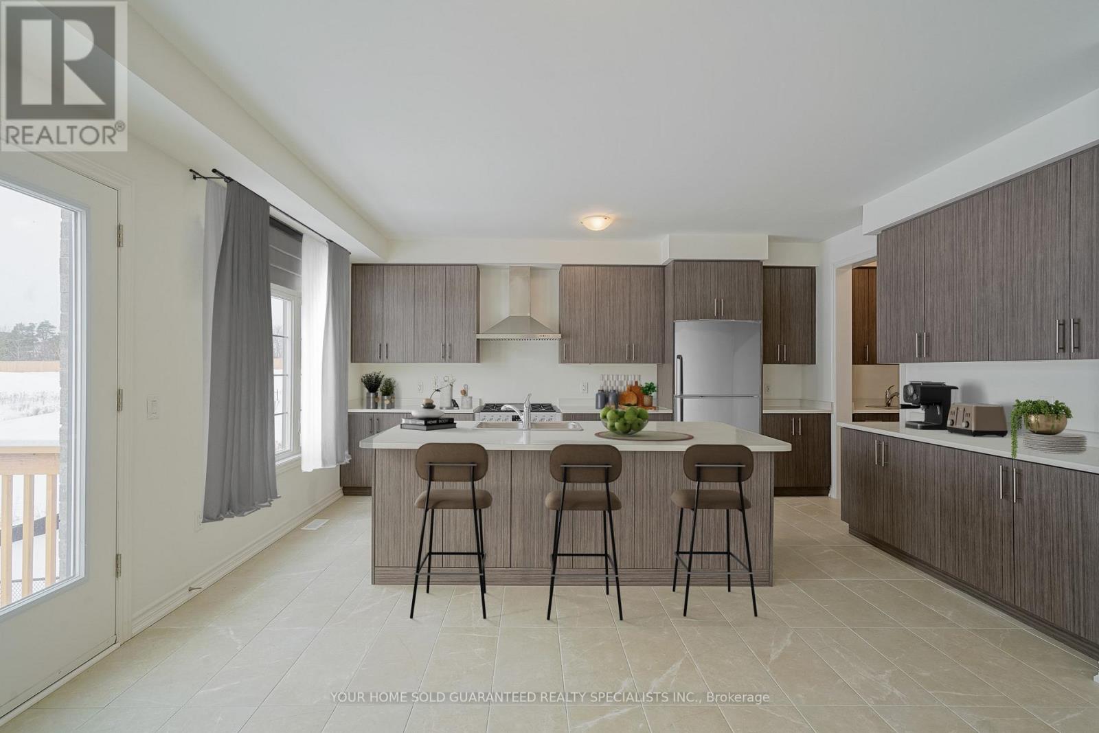 62 Calypso Avenue, Springwater, Ontario  L0L 1Y3 - Photo 3 - S12481433