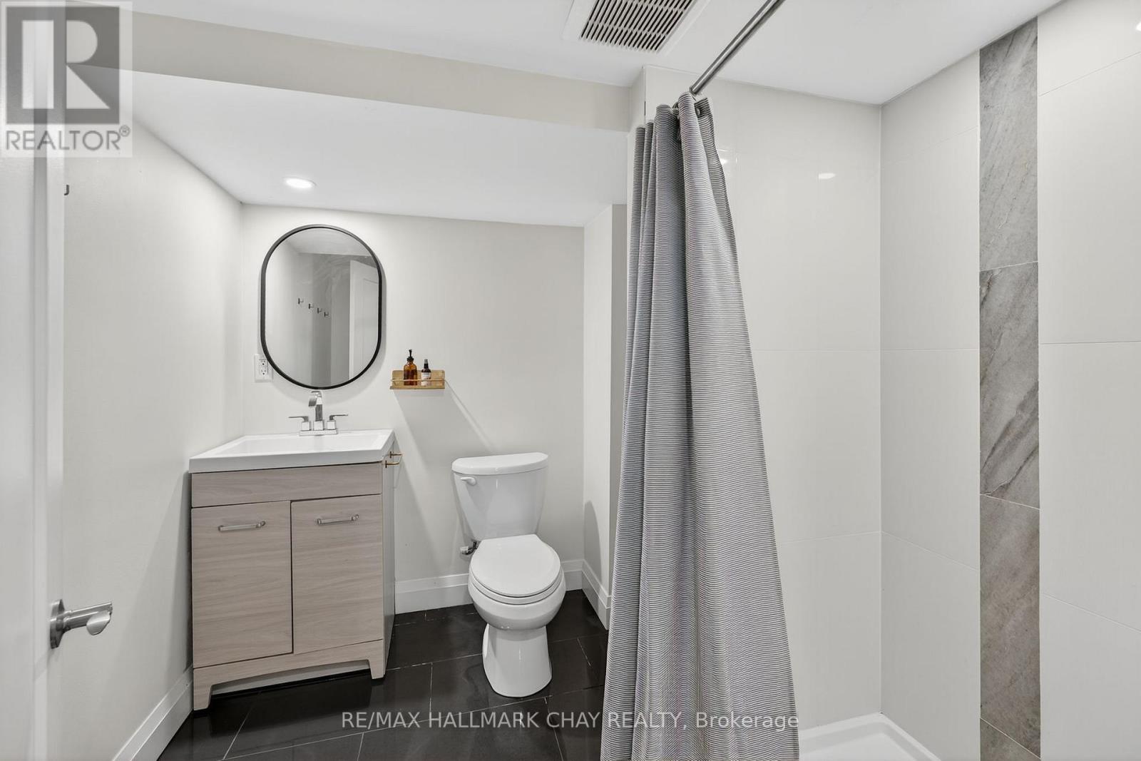 255 Codrington Street, Barrie, Ontario  L4M 1S6 - Photo 27 - S12481522