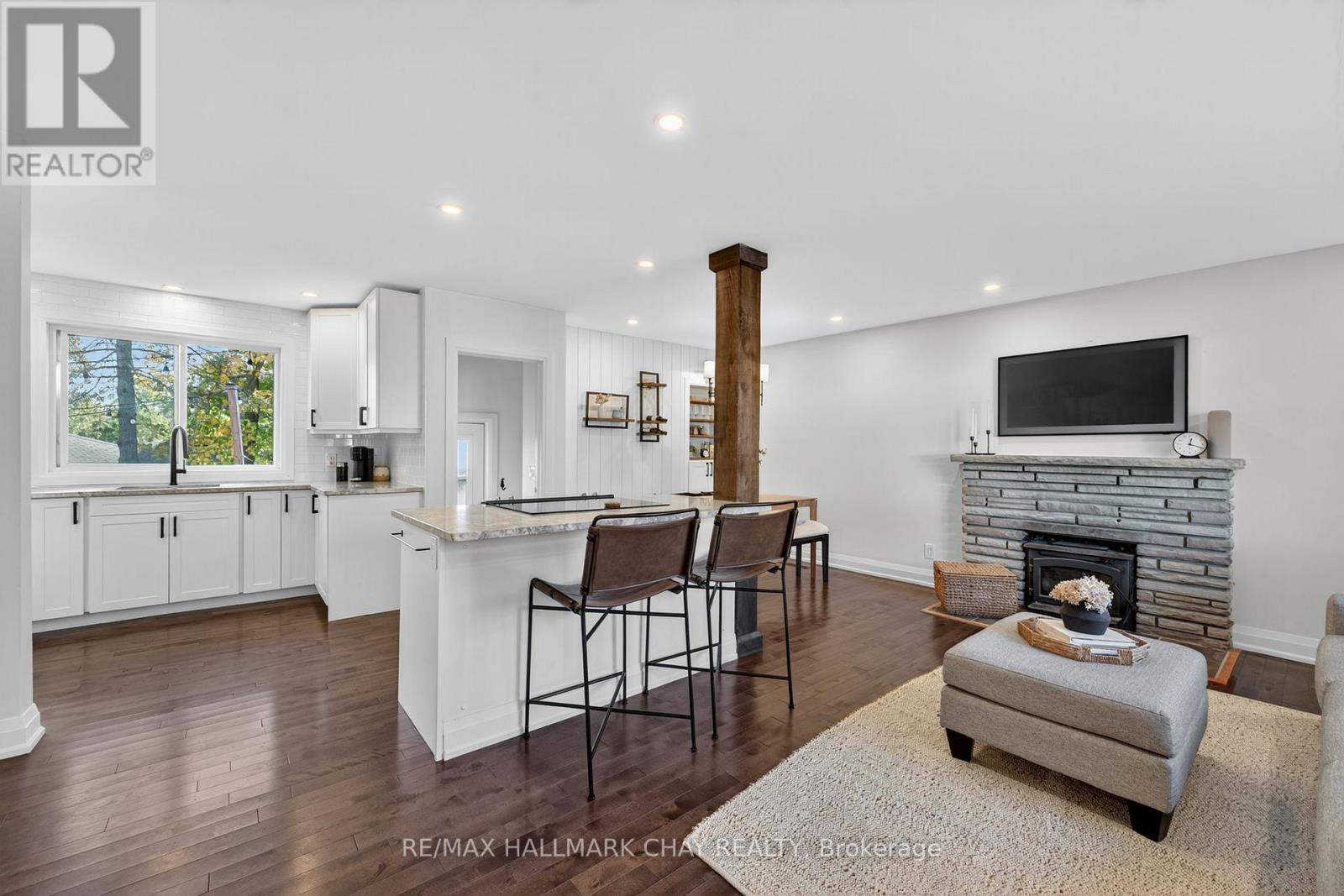 255 Codrington Street, Barrie, Ontario  L4M 1S6 - Photo 4 - S12481522