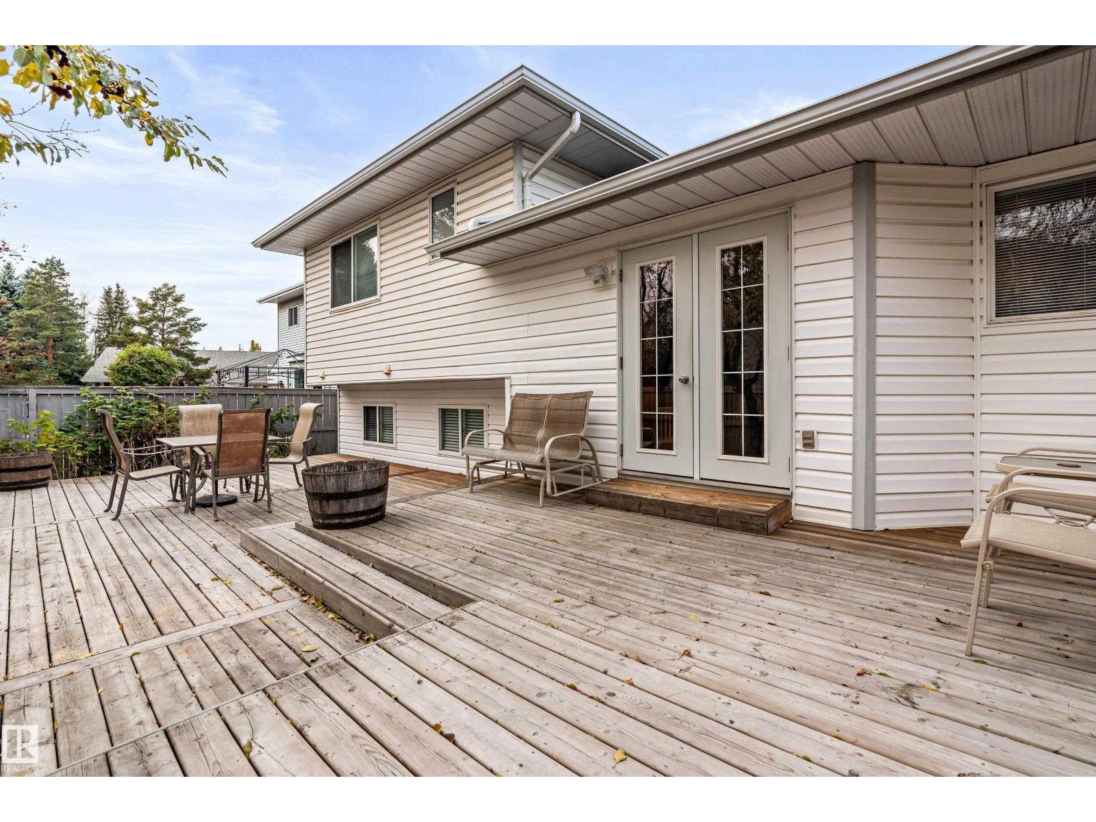 99 Arlington Dr, St. Albert, Alberta  T8N 5P4 - Photo 35 - E4463436