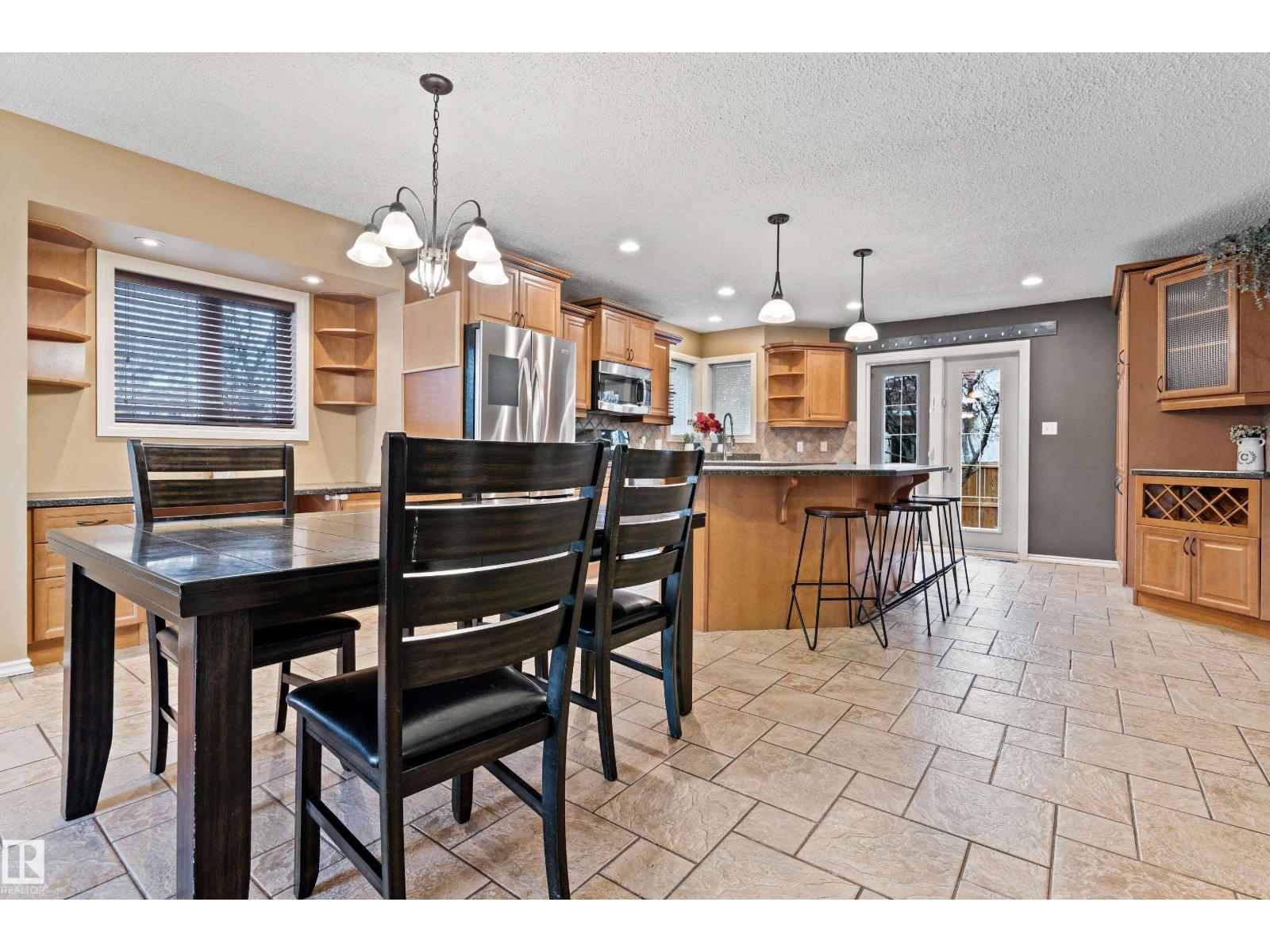99 Arlington Dr, St. Albert, Alberta  T8N 5P4 - Photo 9 - E4463436