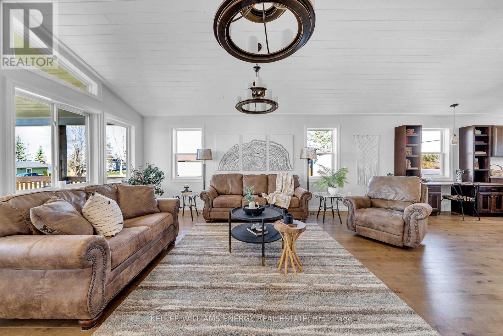 1649 County Road 15, Prince Edward County, Ontario  K0K 1W0 - Photo 15 - X12481553