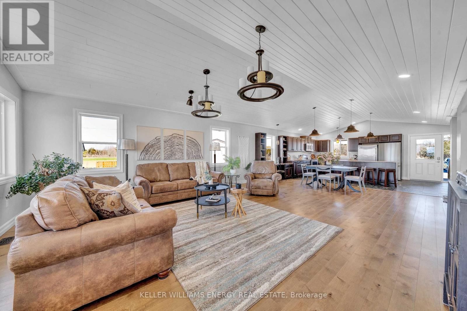 1649 County Road 15, Prince Edward County, Ontario  K0K 1W0 - Photo 16 - X12481553