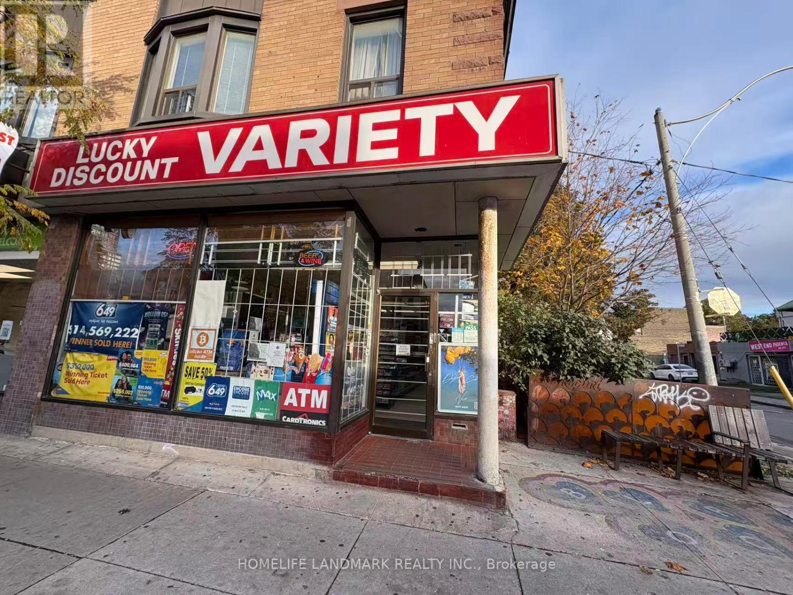 1064 Bloor Street W, Toronto, Ontario  M6H 1M6 - Photo 3 - W12481425
