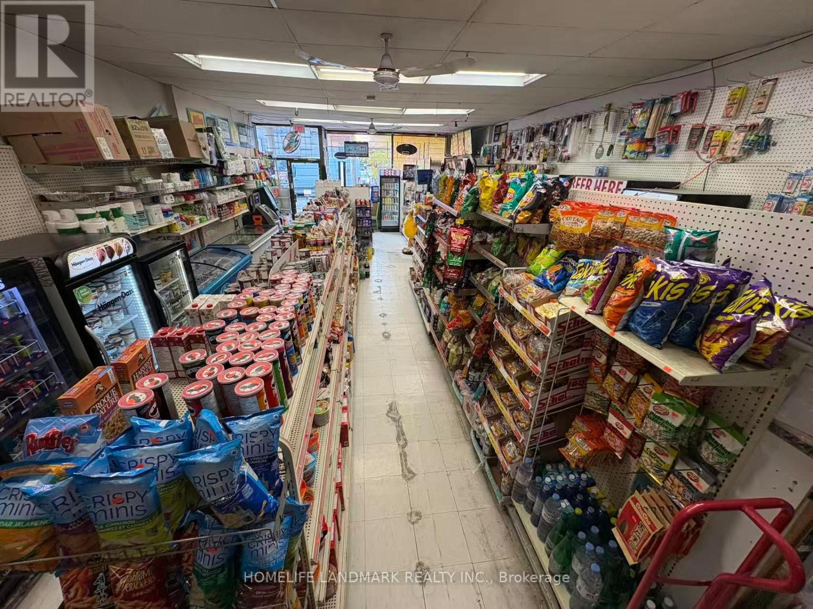 1064 Bloor Street W, Toronto, Ontario  M6H 1M6 - Photo 41 - W12481425