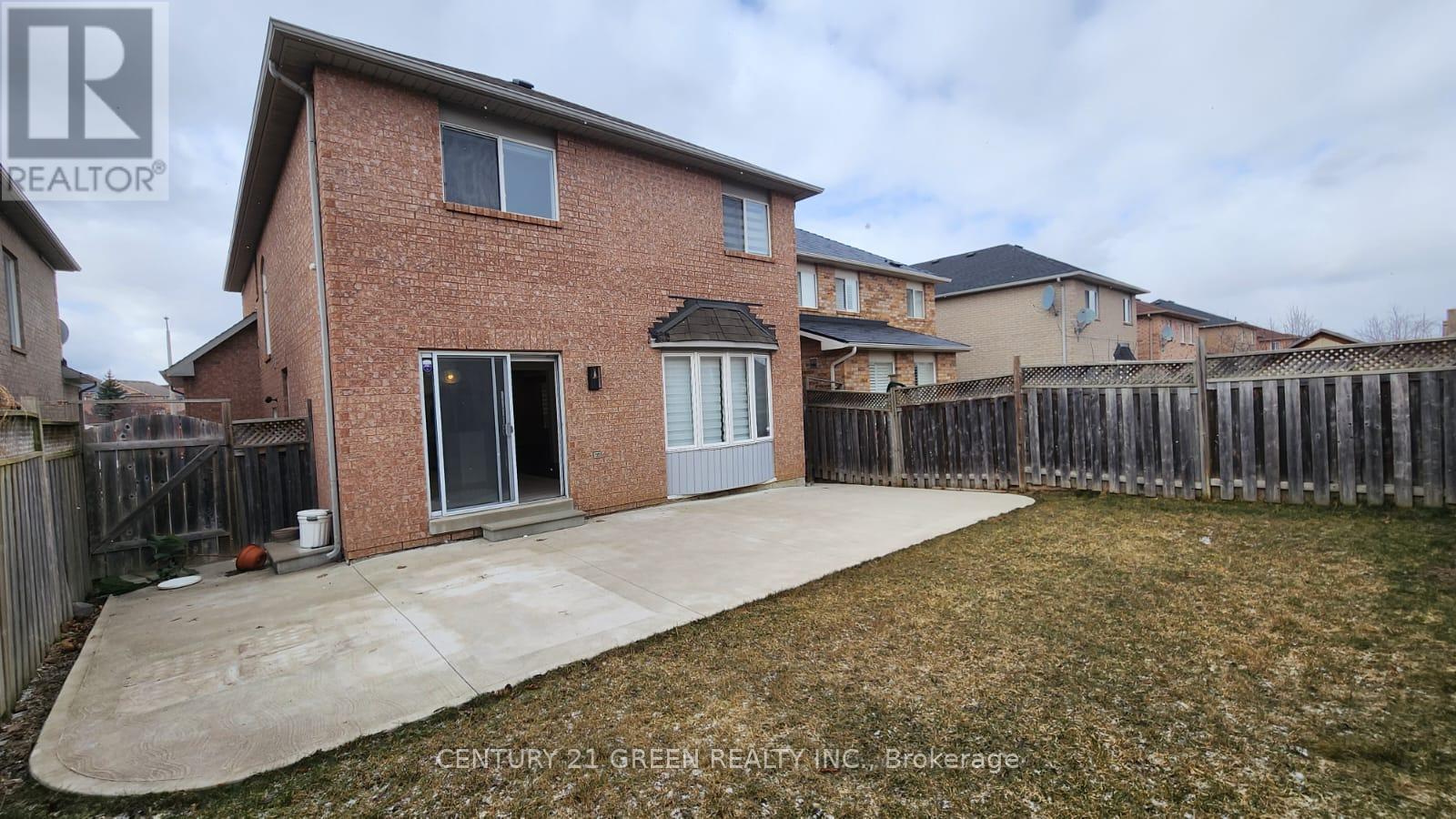 125 Fairhill Avenue, Brampton, Ontario  L7A 2Y8 - Photo 22 - W12481470