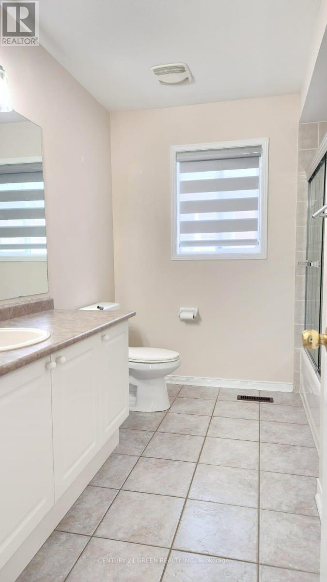 125 Fairhill Avenue, Brampton, Ontario  L7A 2Y8 - Photo 31 - W12481470