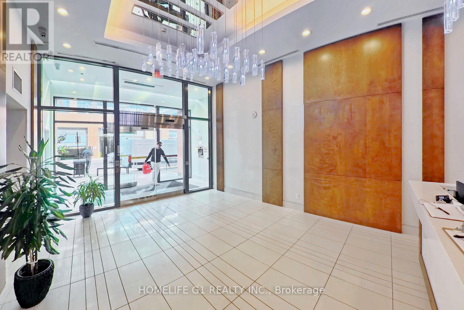 8 - 2212 Lakeshore Boulevard, Toronto, Ontario  M8V 0C2 - Photo 5 - W12481473