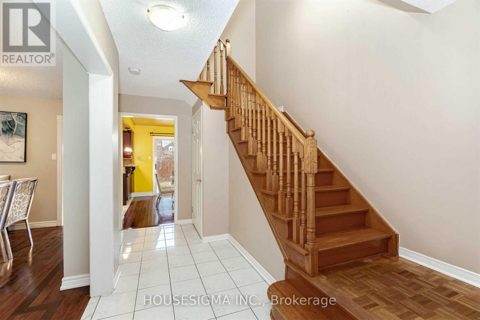 Upper - 10 Palmolive Street, Brampton, Ontario  L6R 1P4 - Photo 13 - W12481476