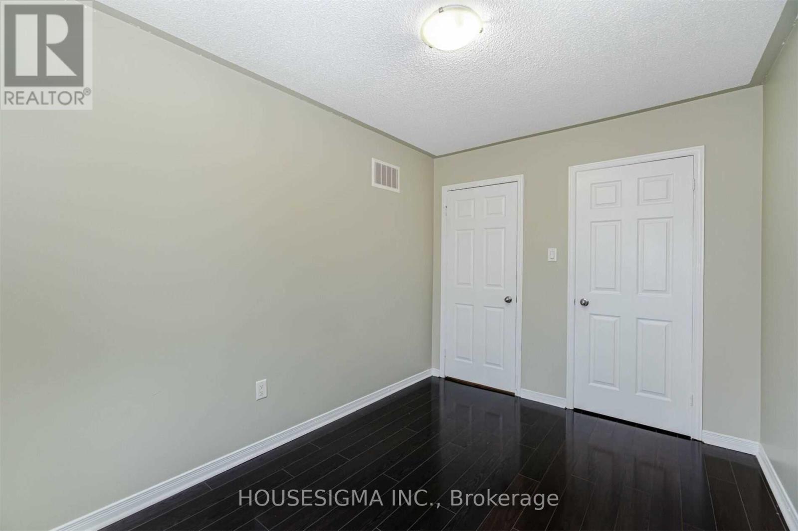 Upper - 10 Palmolive Street, Brampton, Ontario  L6R 1P4 - Photo 19 - W12481476
