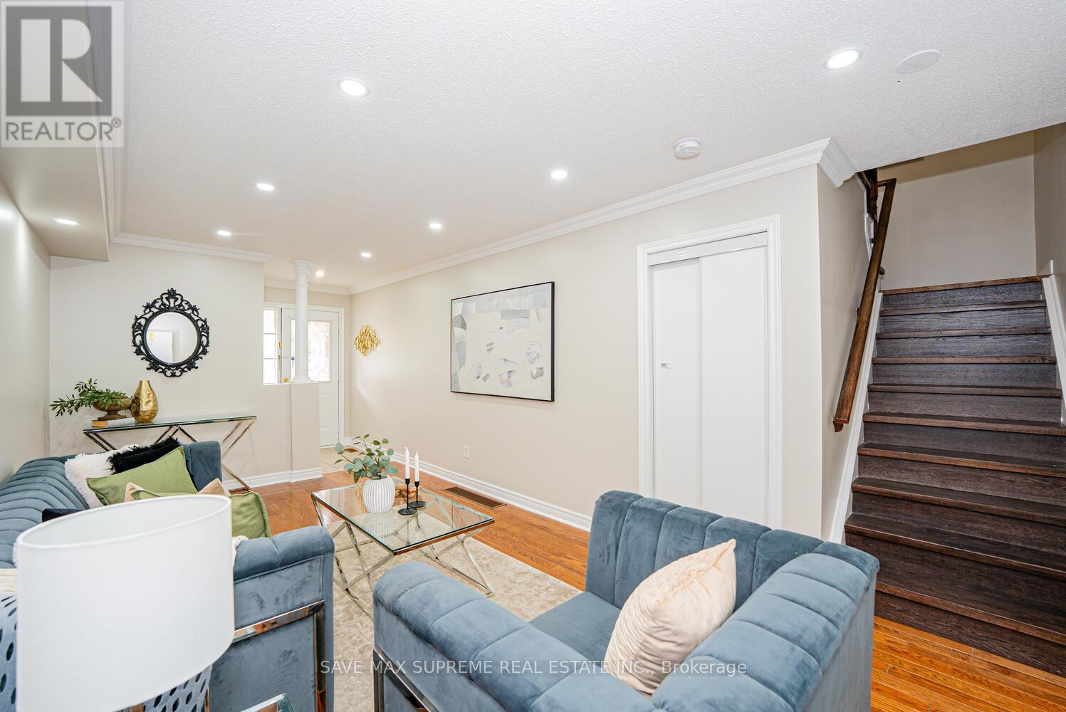 74 Ridgemore Crescent, Brampton, Ontario  L7A 2L5 - Photo 10 - W12481477