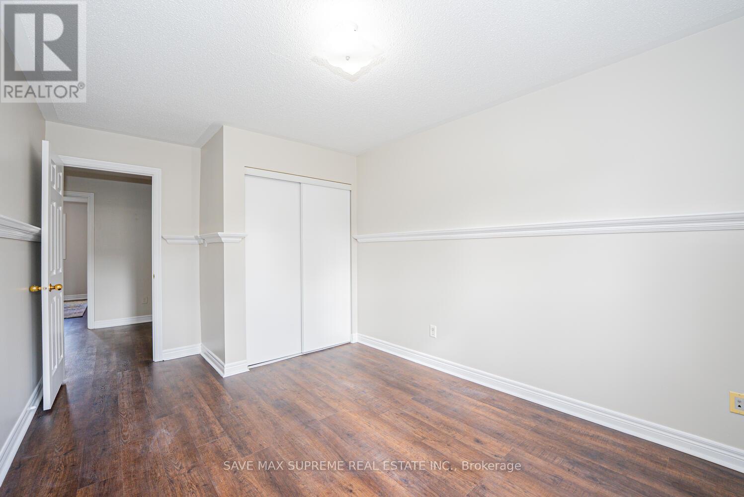 74 Ridgemore Crescent, Brampton, Ontario  L7A 2L5 - Photo 33 - W12481477