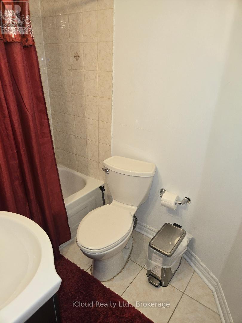 Basement - 1659 Summergrove Crescent, Mississauga, Ontario  L5M 3Z6 - Photo 12 - W12481482