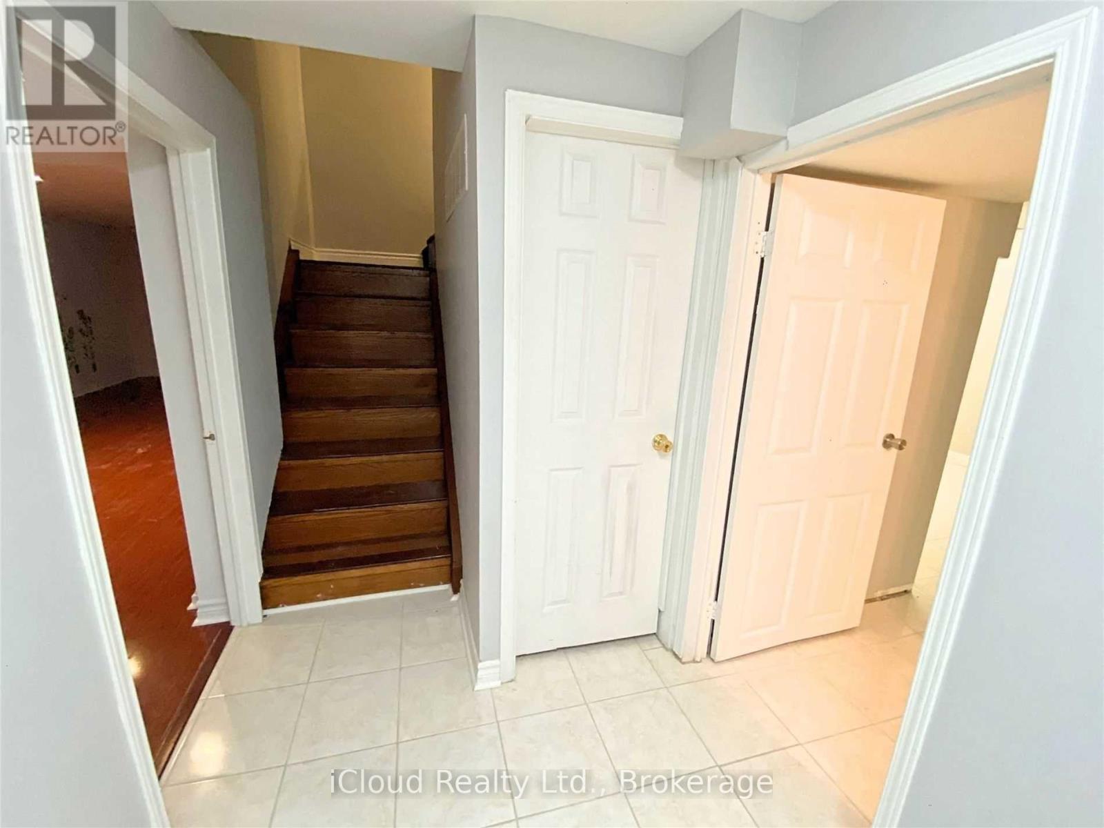 Basement - 1659 Summergrove Crescent, Mississauga, Ontario  L5M 3Z6 - Photo 2 - W12481482
