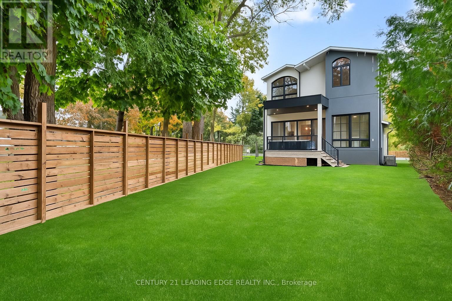 197 Glen Oak Drive N, Oakville, Ontario  L6K 2J3 - Photo 40 - W12481487