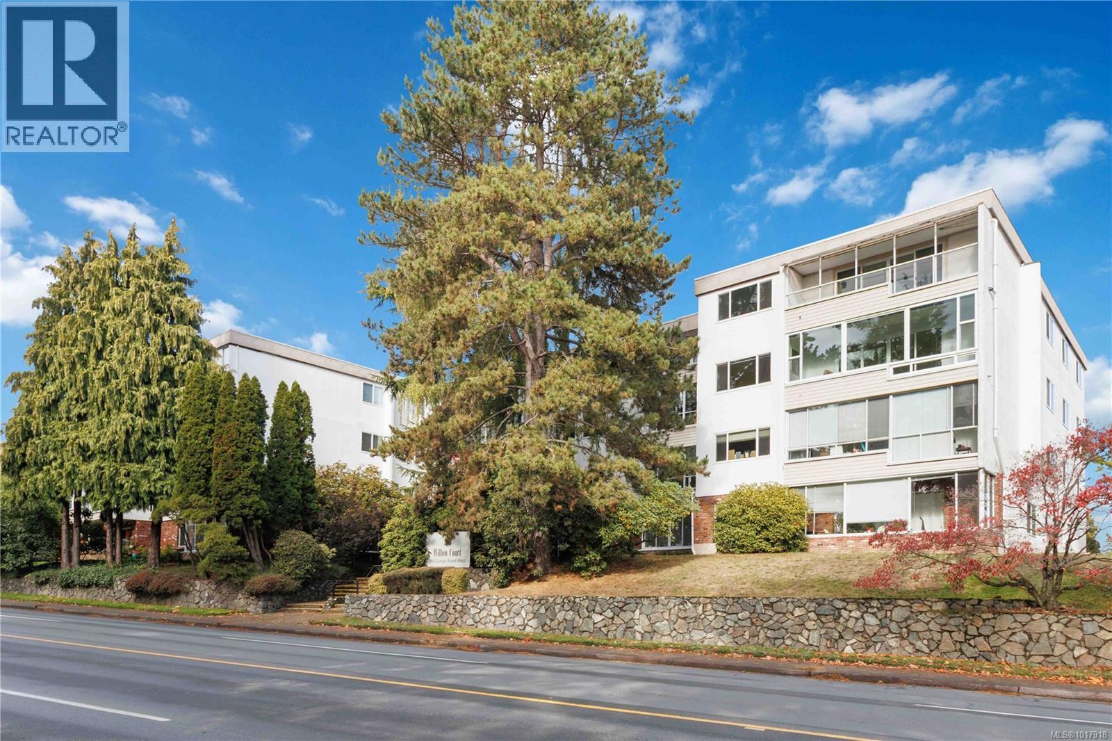 401 190 Gorge Rd W, Saanich, British Columbia  V9A 1M4 - Photo 9 - 1017918