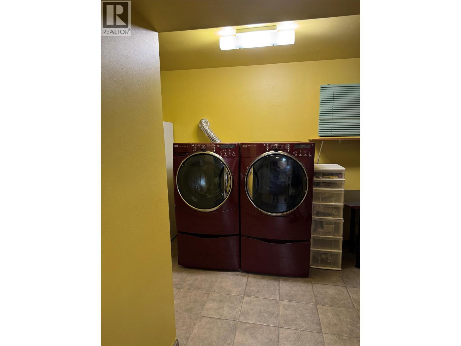 599 Clifton Road S, Kelowna, British Columbia  V1V 1A6 - Photo 22 - 10366236