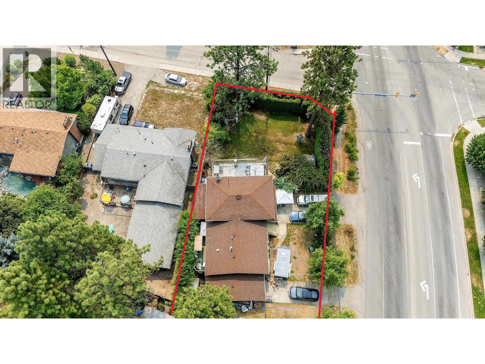 599 Clifton Road S, Kelowna, British Columbia  V1V 1A6 - Photo 48 - 10366236