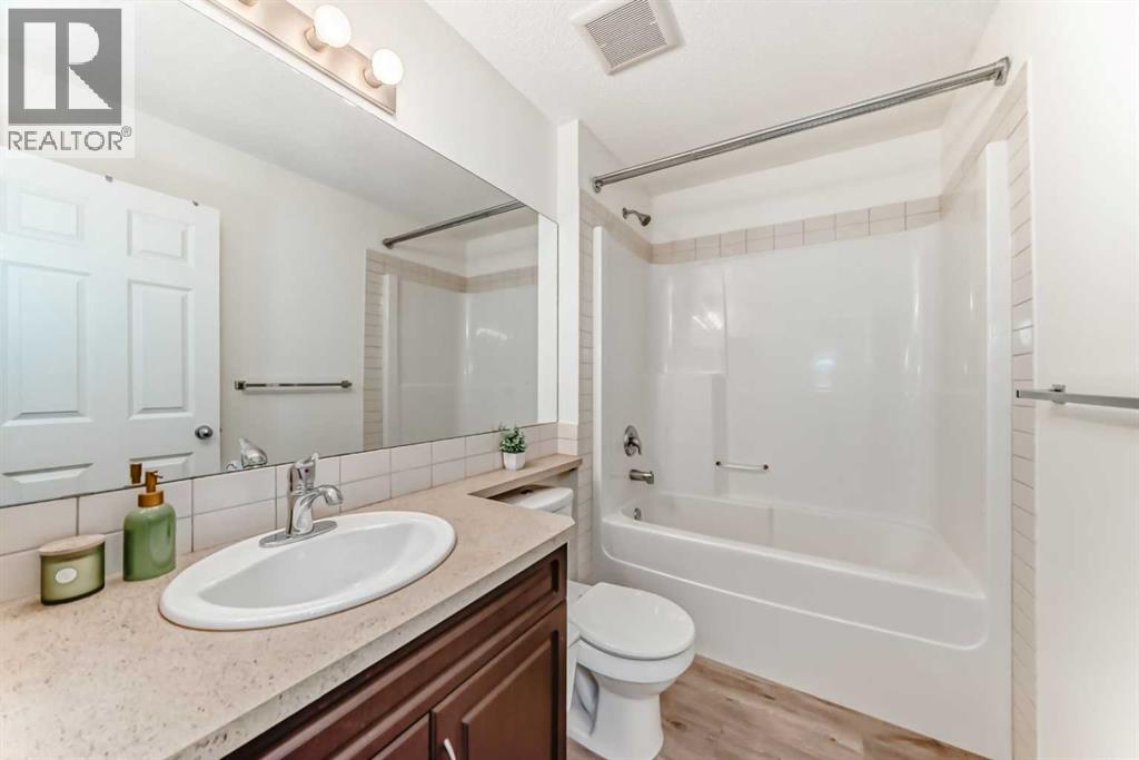 790 River Heights Crescent, Cochrane, Alberta  T4C 0J4 - Photo 28 - A2260778