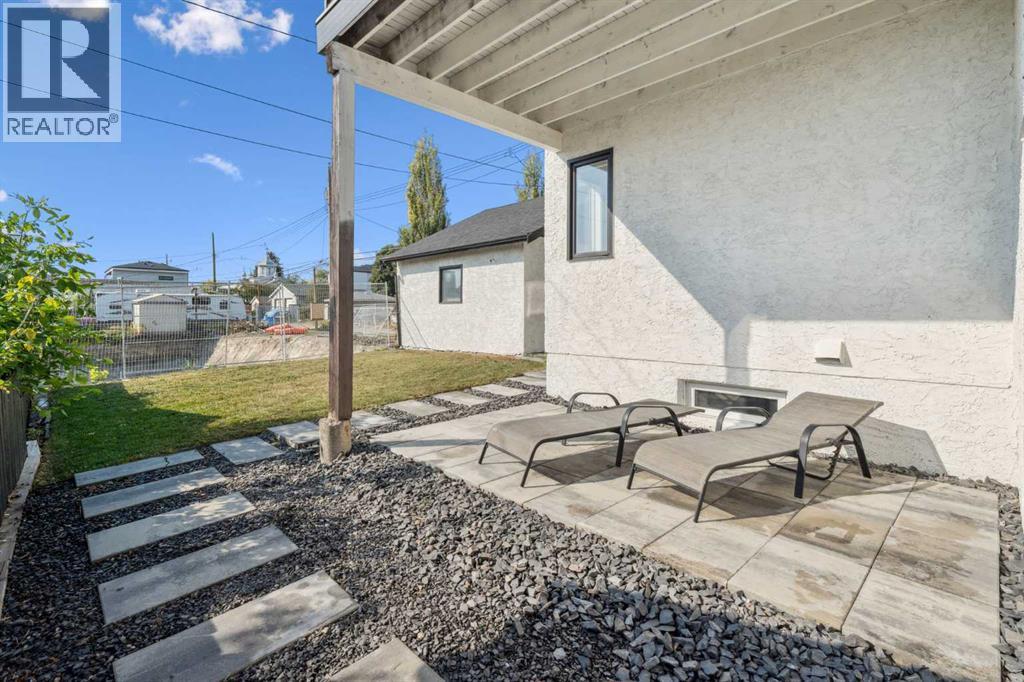 809 9 Street Ne, Calgary, Alberta  T2E 7K2 - Photo 26 - A2266635