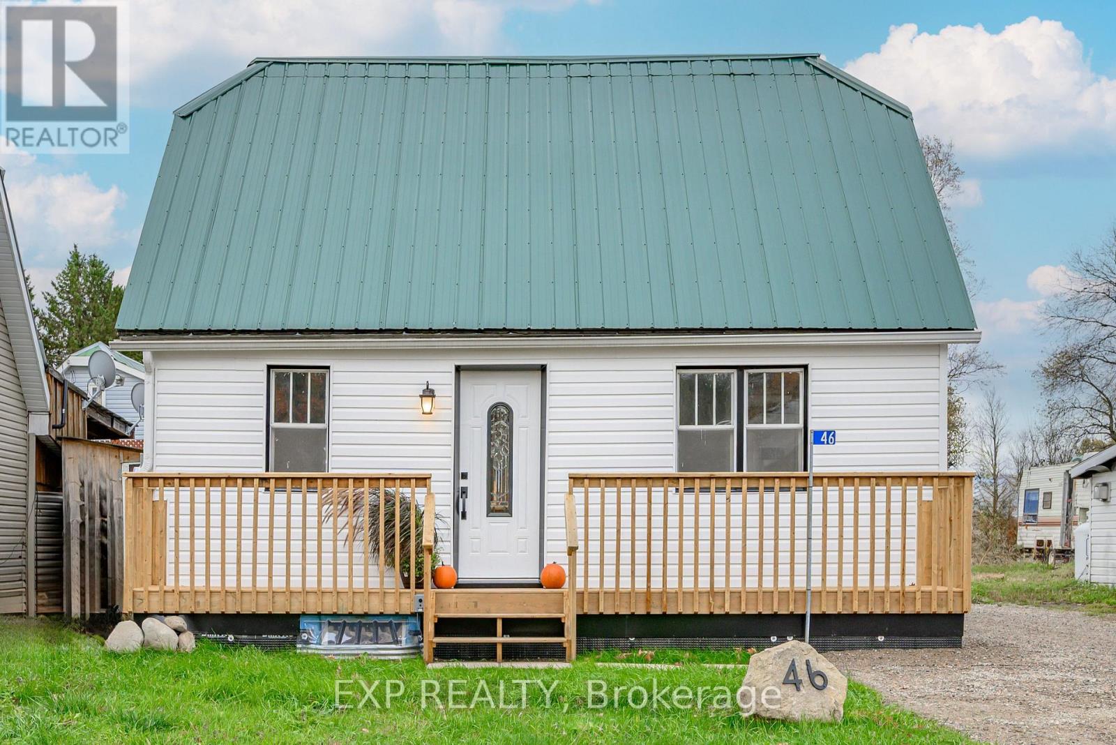 46 Young Street, Hastings Highlands, Ontario  K0L 2S0 - Photo 1 - X12481420