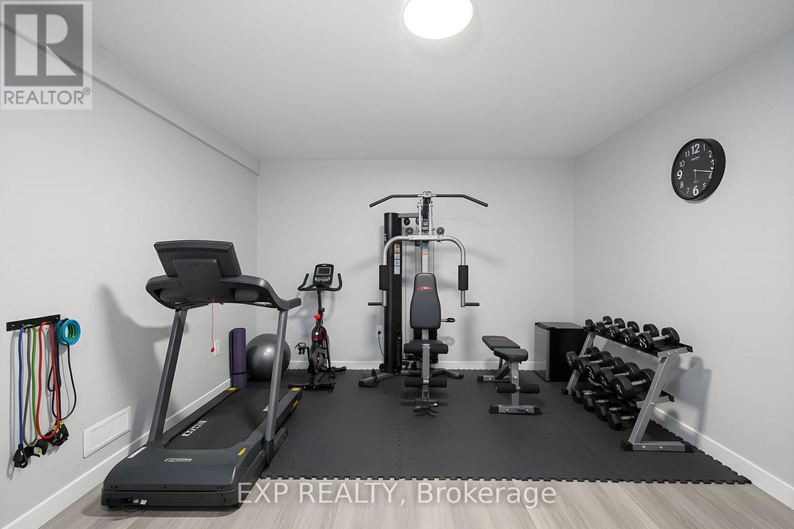 46 Young Street, Hastings Highlands, Ontario  K0L 2S0 - Photo 33 - X12481420