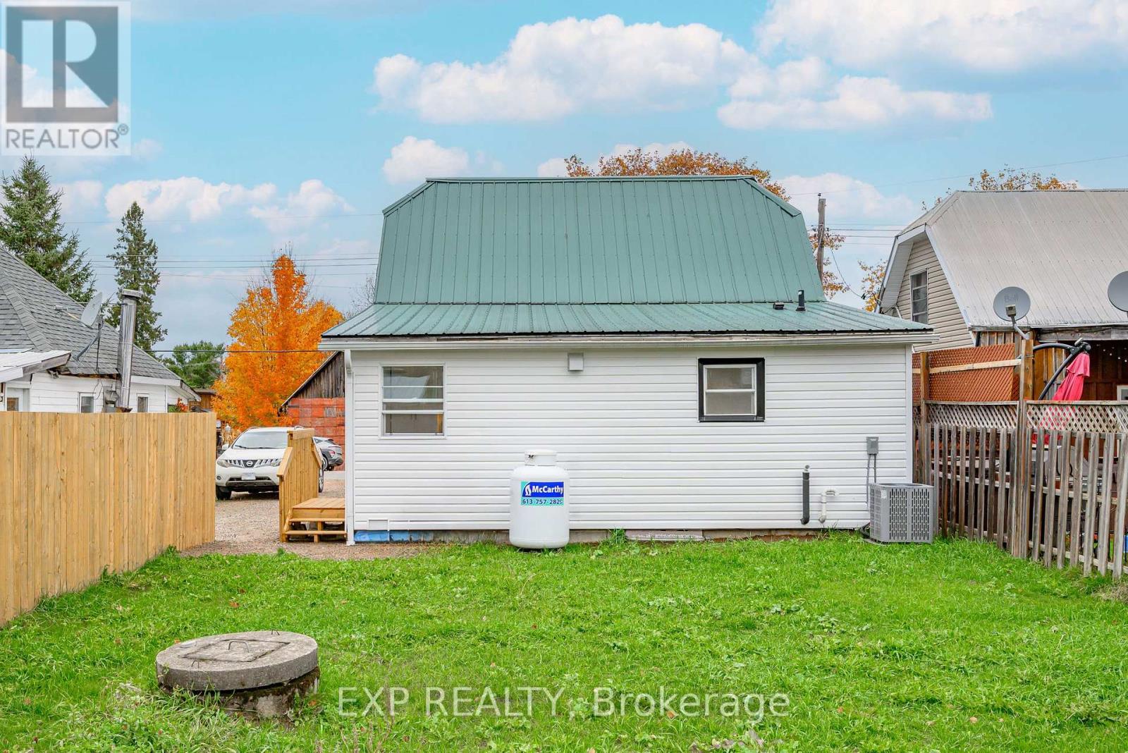 46 Young Street, Hastings Highlands, Ontario  K0L 2S0 - Photo 45 - X12481420