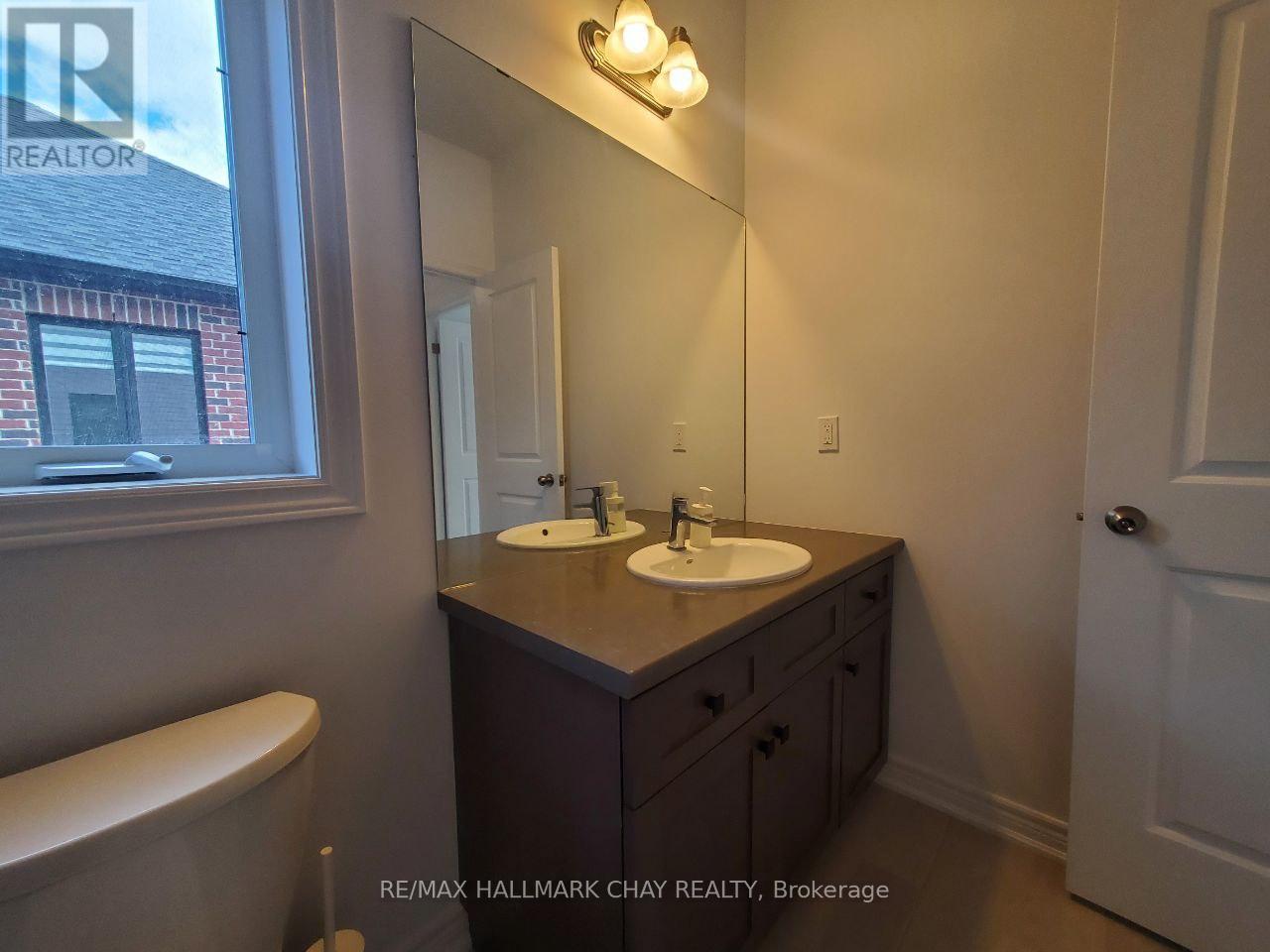106 Emerson Way, West Grey, Ontario  N0G 1R0 - Photo 15 - X12481428