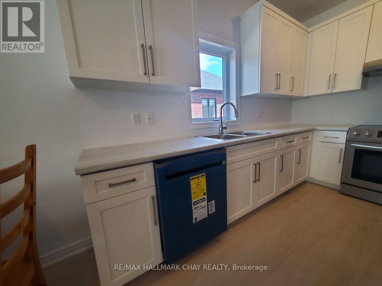 106 Emerson Way, West Grey, Ontario  N0G 1R0 - Photo 3 - X12481428