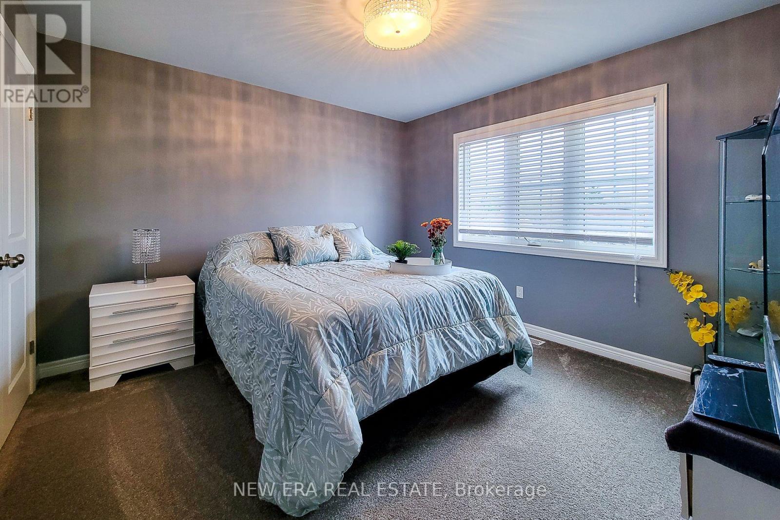 4274 Sixth Avenue, Niagara Falls, Ontario  L2E 4S8 - Photo 27 - X12481435